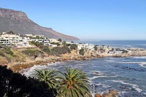 Camps Bay Terrace Apartment *